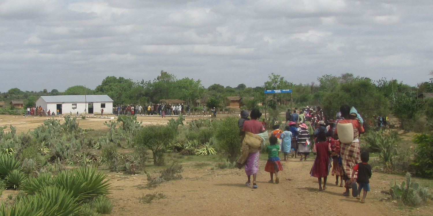 BlueSchool_2015_Fastenopfer_Madagascar